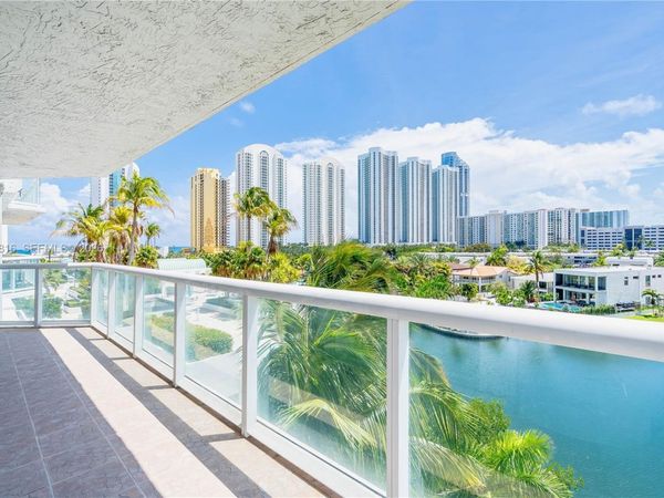 16500 Collins Ave, Unit 554, Sunny Isles Beach, FL 33160