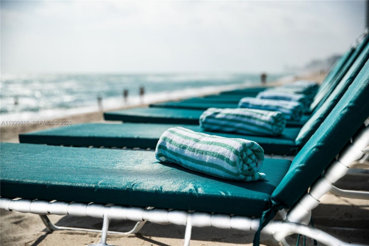 16500 Collins Ave, Unit 554, Sunny Isles Beach, FL 33160 Photo