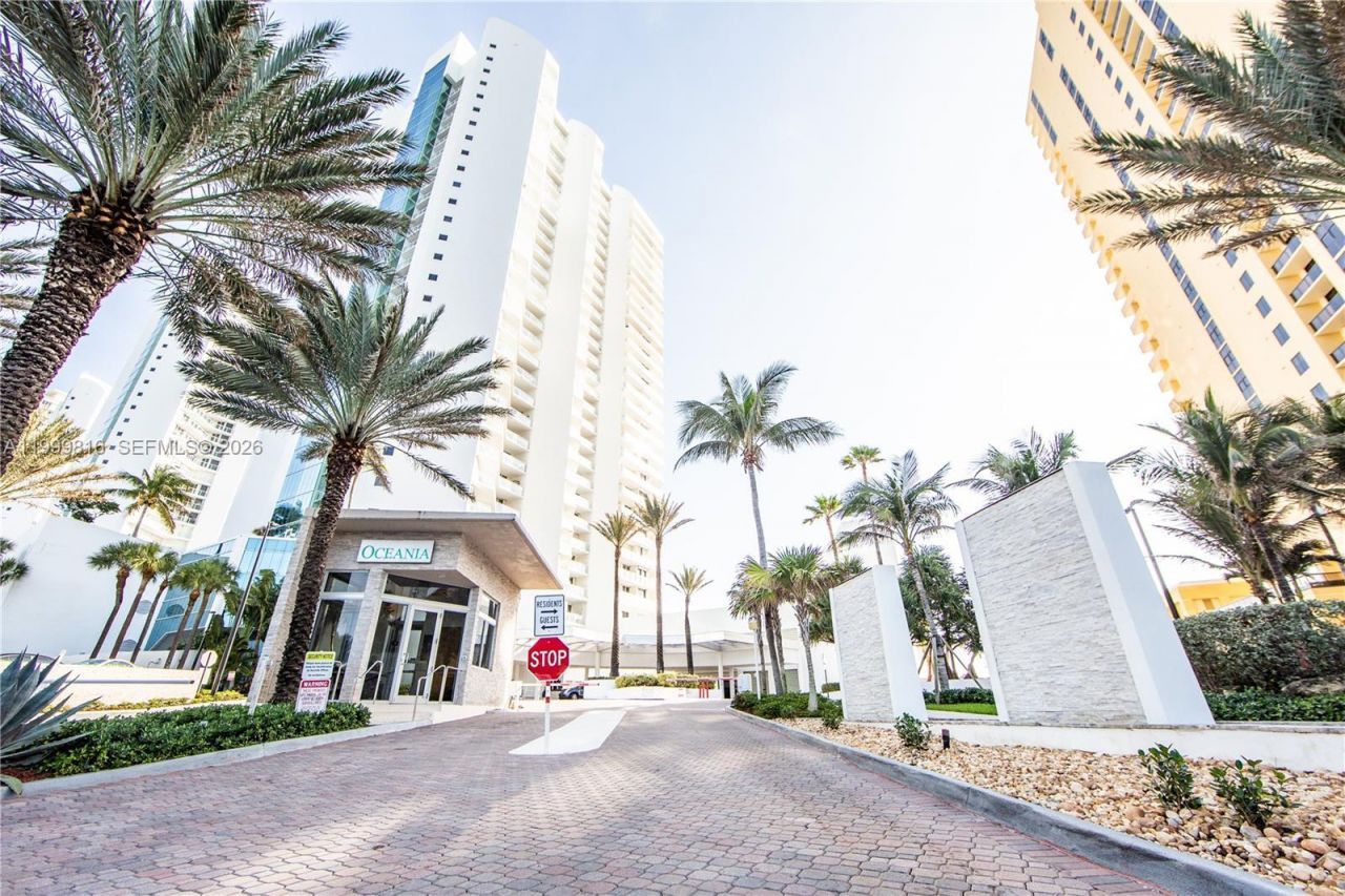 16500 Collins Ave, Unit 554, Sunny Isles Beach, FL 33160 Photo