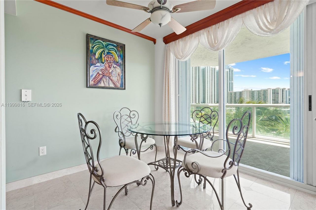 16500 Collins Ave, Unit 554, Sunny Isles Beach, FL 33160 Photo