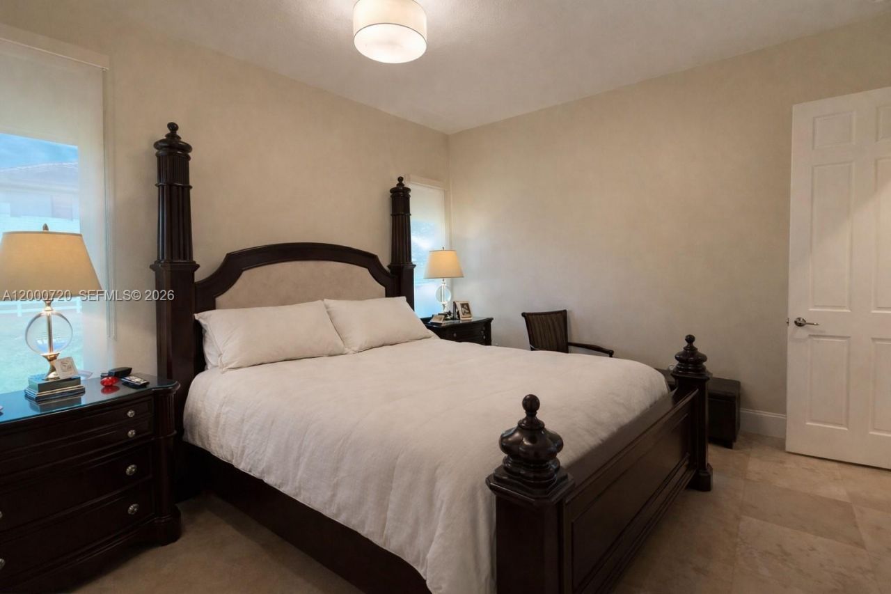 4810 SW 198th Ter, Southwest Ranches, FL 33332 Photo