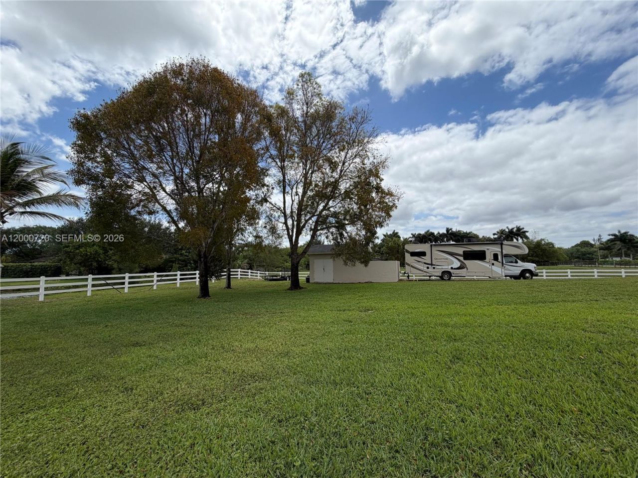 4810 SW 198th Ter, Southwest Ranches, FL 33332 Photo