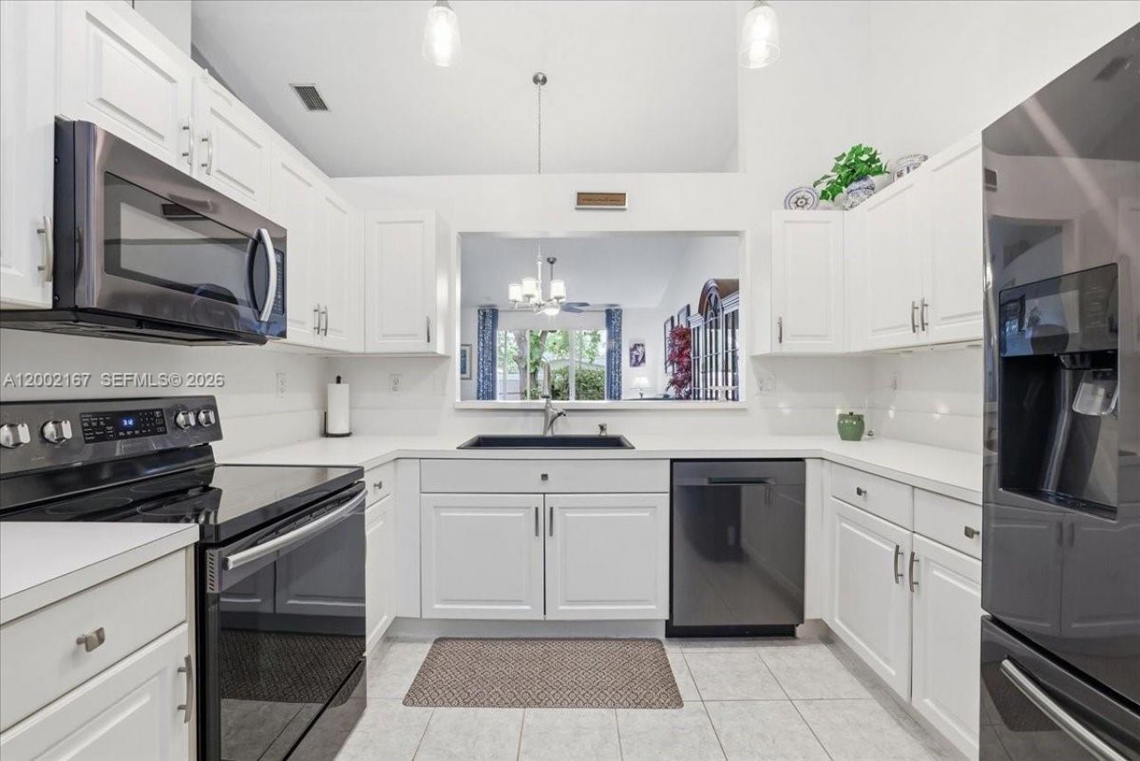 7600 S Aragon Blvd, Unit 1, Sunrise, FL 33322 Photo