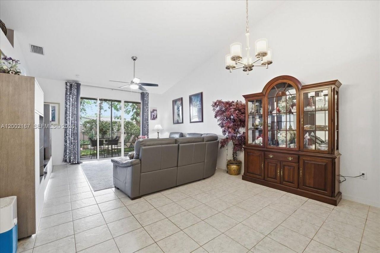 7600 S Aragon Blvd, Unit 1, Sunrise, FL 33322 Photo