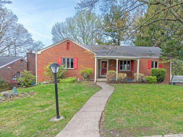 13 Hearthstone Drive, Pittsburgh, PA 15235