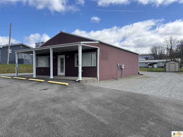 103 Ralph Edwards Road , Edmonton, KY 42129