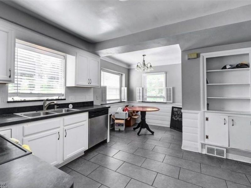 3932 Meadowbrook Boulevard, University Heights, OH 44118 Photo 16