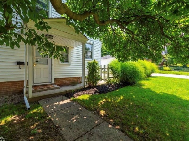 3932 Meadowbrook Boulevard, University Heights, OH 44118 Photo 25