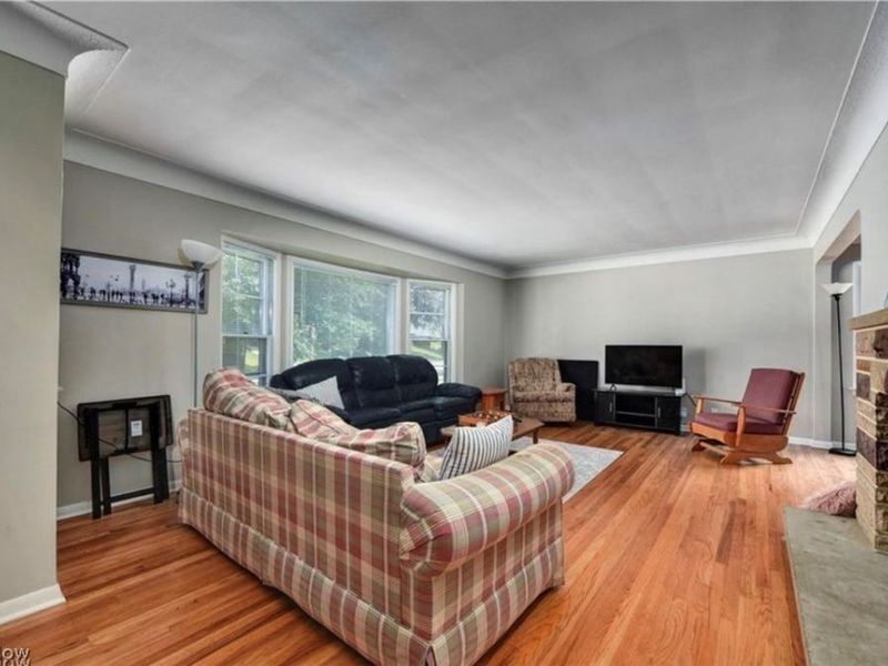 3932 Meadowbrook Boulevard, University Heights, OH 44118 Photo 5