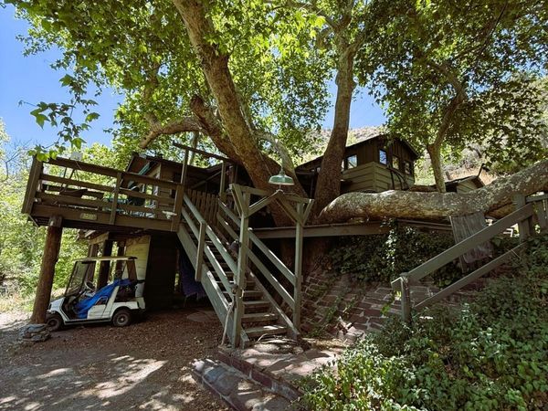 46200 N Seven Springs Road, Unit 16, Carefree, AZ 85377
