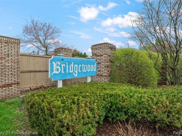 39349 Cadborough Drive, Clinton Twp, MI 48038
