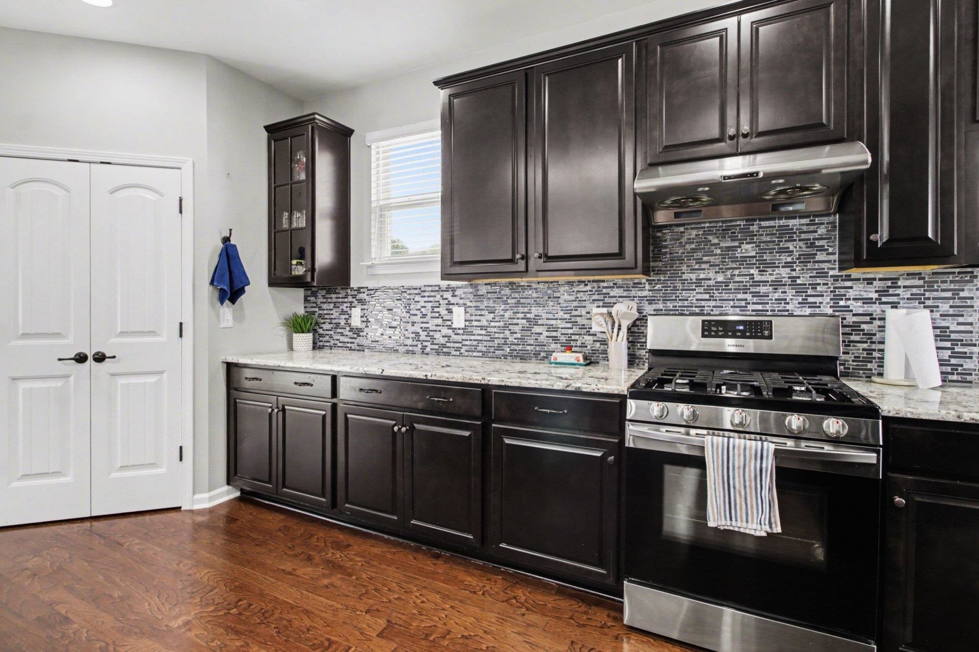 120 Campania St. Photo 15