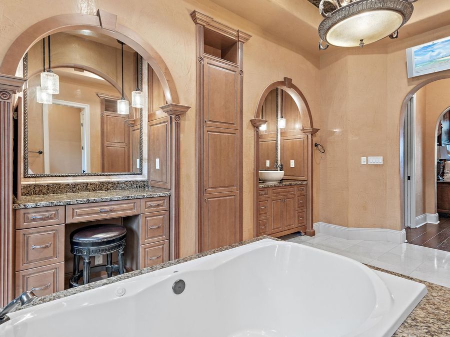 Property Image 40