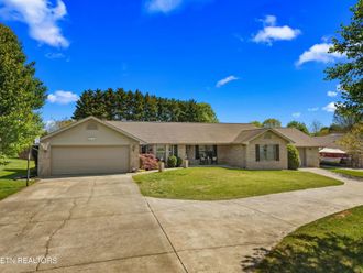 513 John Ellis Drive Kodak, TN 37764