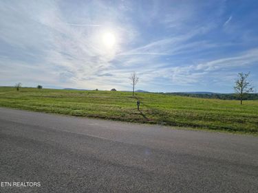 Farmview Way, Dunlap, TN 37327