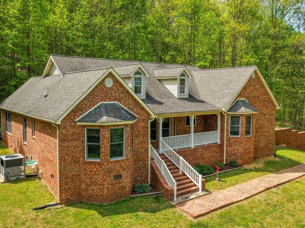3850 Stagecoach Road, South Pittsburg, TN 37380