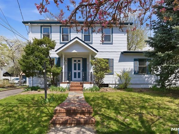 64 Davis Avenue, HACKENSACK, NJ 07601