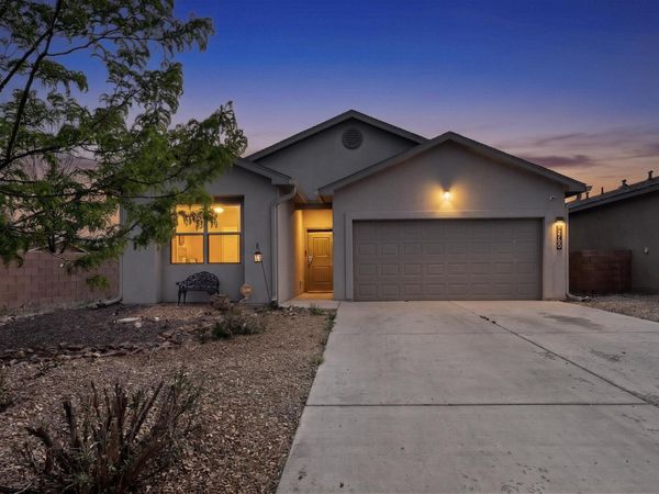 2700 Rio Del Norte , Santa Fe, NM 87507