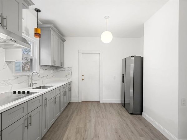 252 Safford St, Unit 254, Quincy, MA 02170