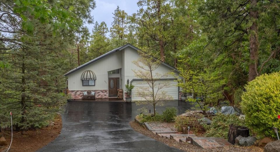 596 Sugarbush Ln, Murphys, CA 95247 Photo