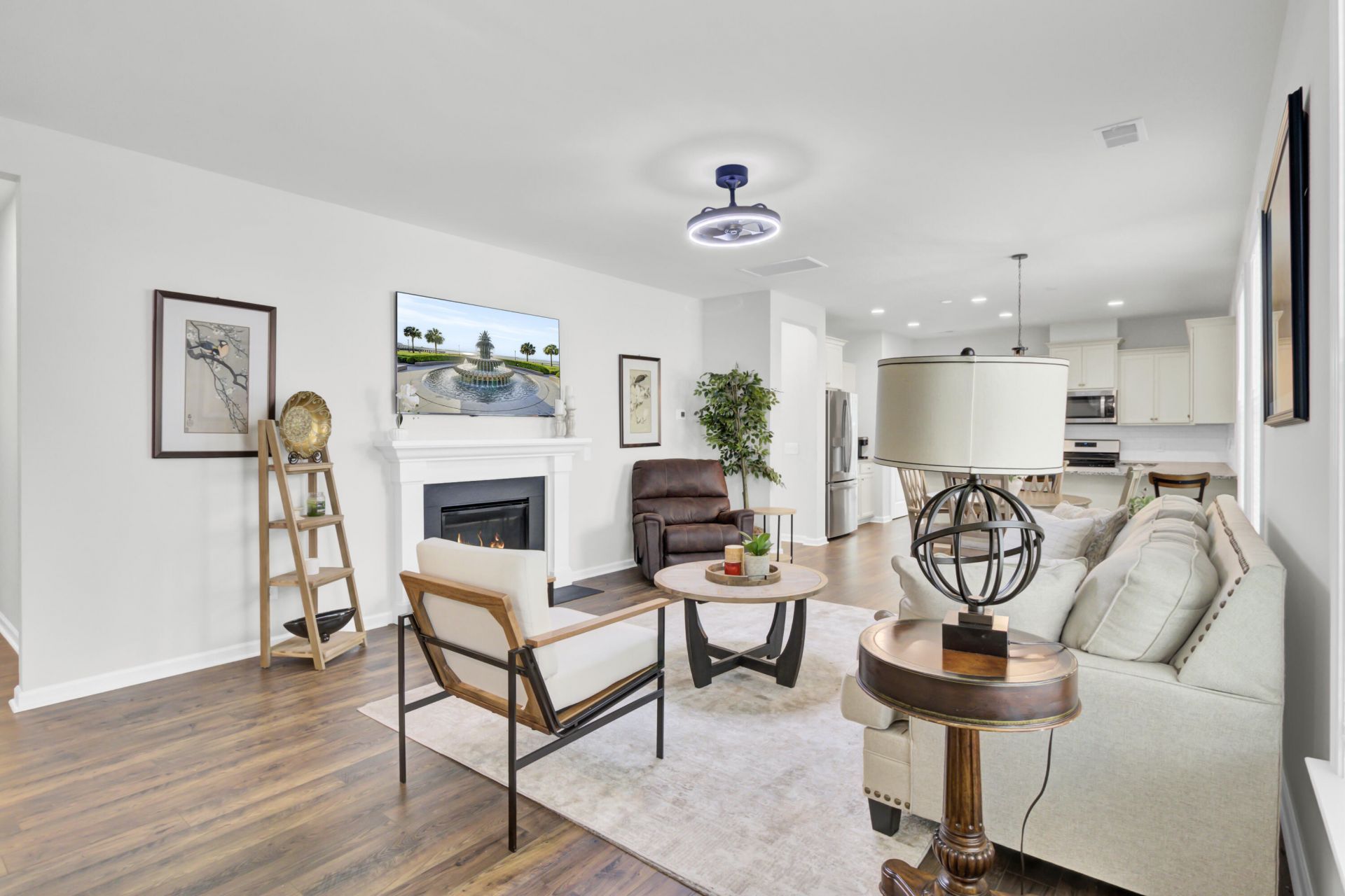 8628 Windsor Hill Boulevard Photo 6