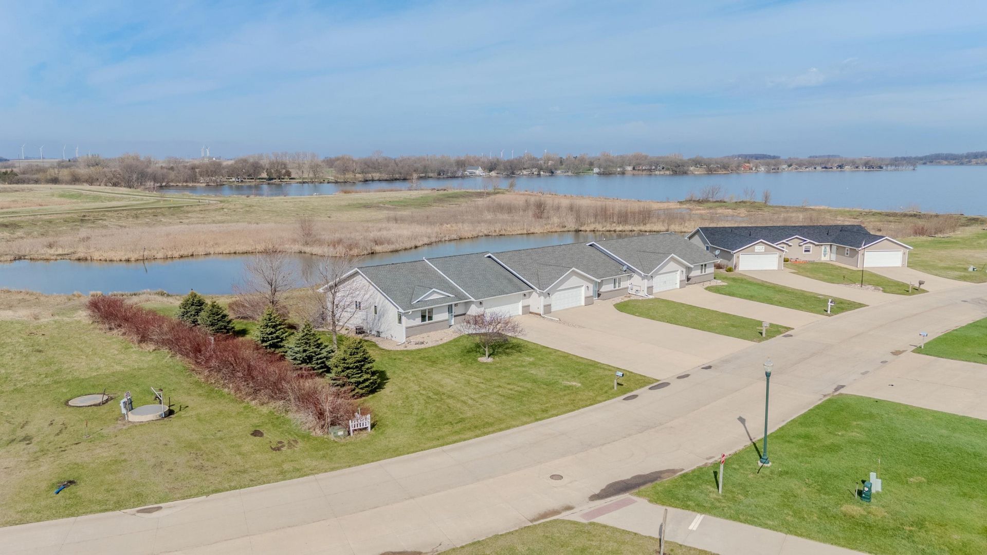 416 Beachcomber Dr #3 , Lake Park, IA 51347 Main Photo