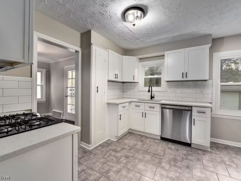 3589 Cedarbrook Road, Cleveland Heights, OH 44118 Photo 15