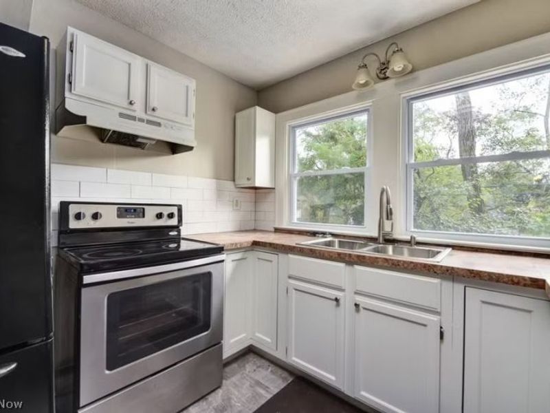 3589 Cedarbrook Road, Cleveland Heights, OH 44118 Photo 3