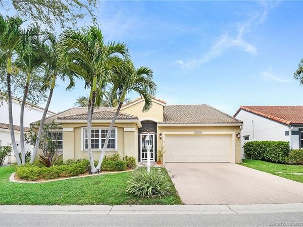 10203 Siena Oaks Circle S, Palm Beach Gardens, FL 33410
