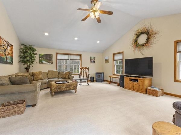 75 Nash Rd, Ashby, MA 01431