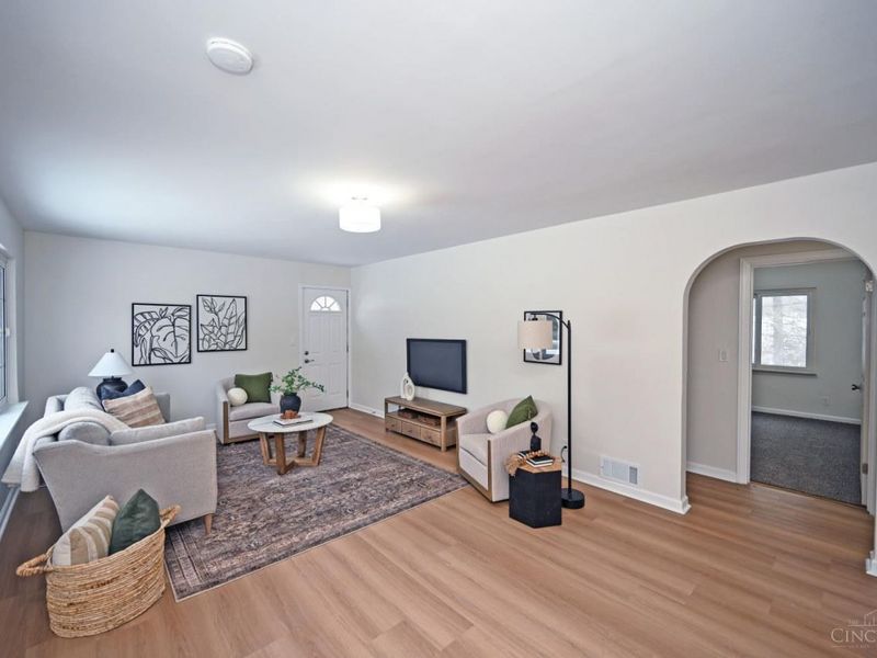 5017 Zion Road, Miami Twp, OH 45002 Photo 4