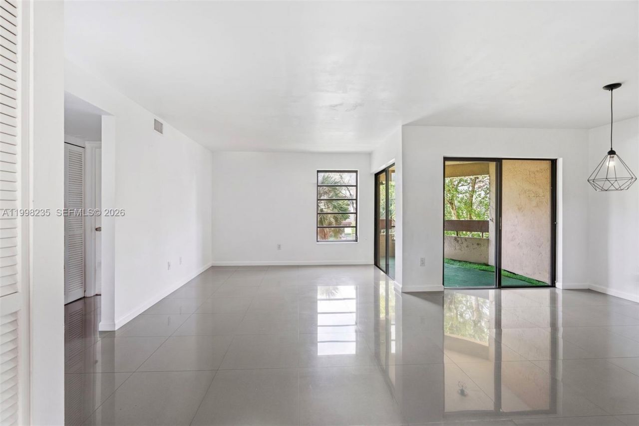 9015 SW 125th Ave, Unit N306, Miami, FL 33186 Photo