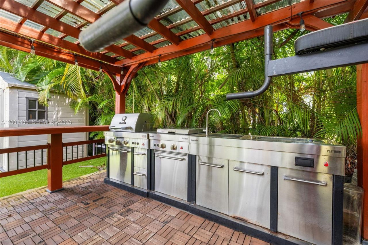 2121 Red Rd, Coral Gables, FL 33155 Photo