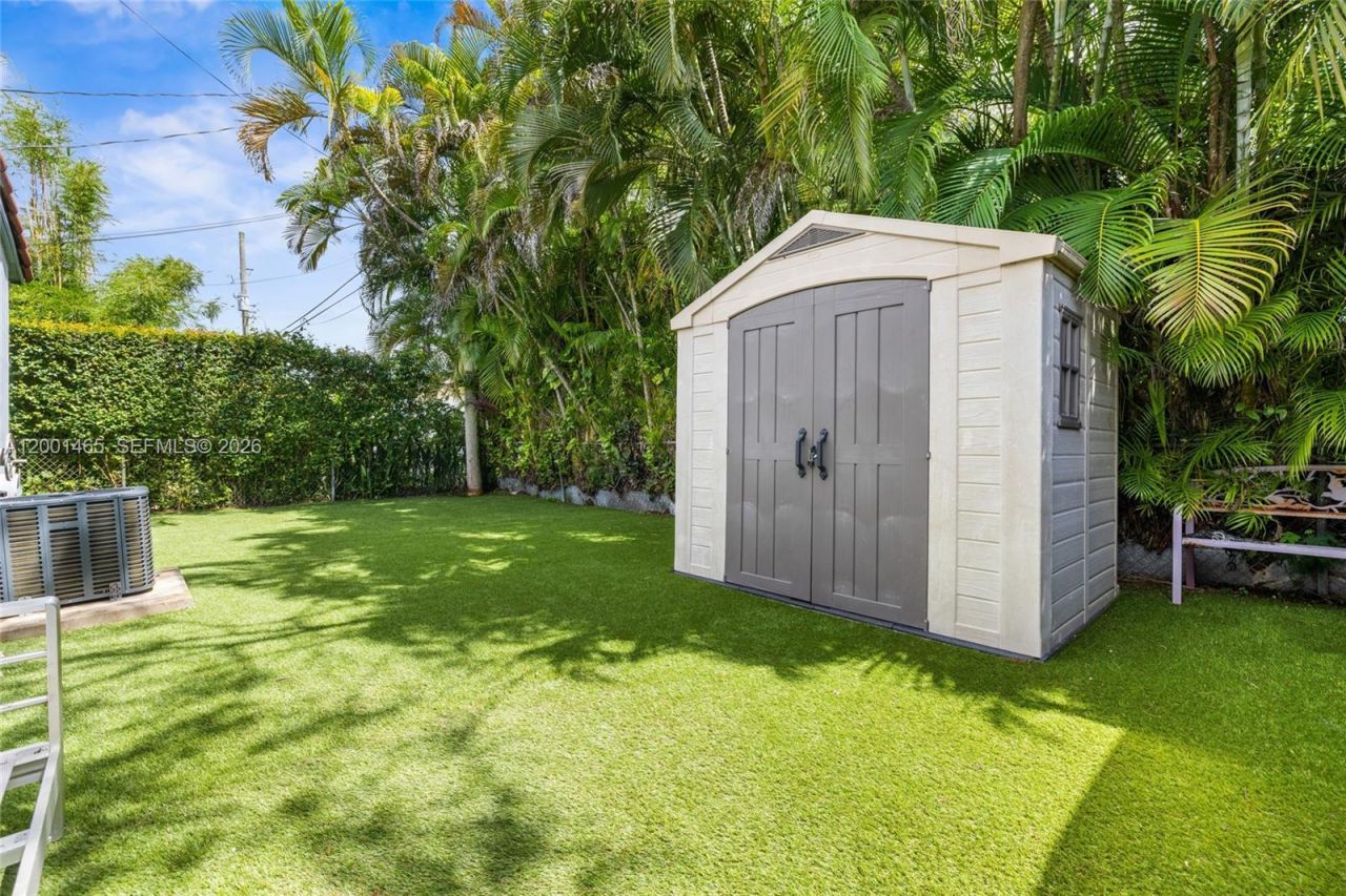 2121 Red Rd, Coral Gables, FL 33155 Photo