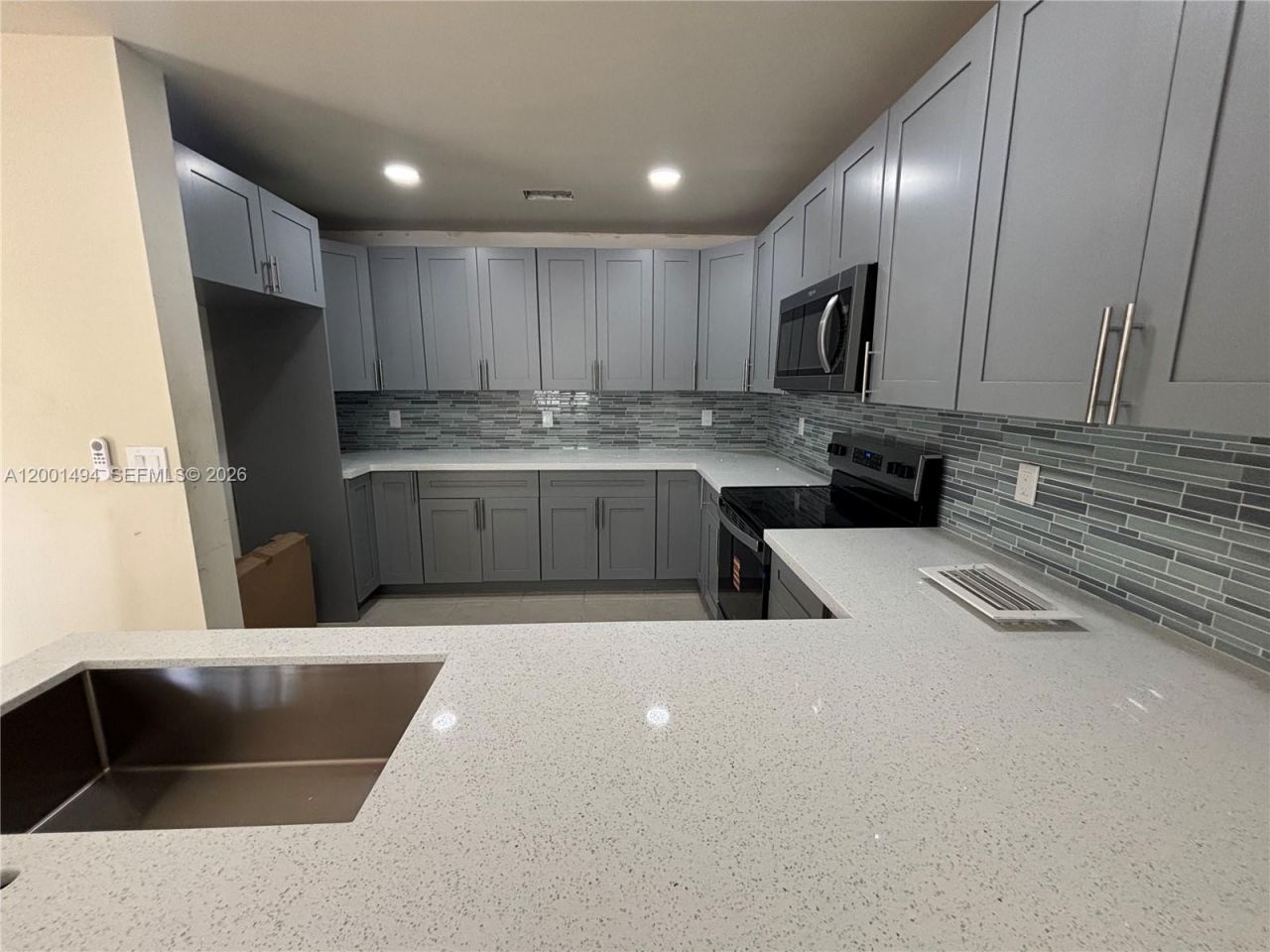 5450 NW 94th Ter, Sunrise, FL 33351 Photo