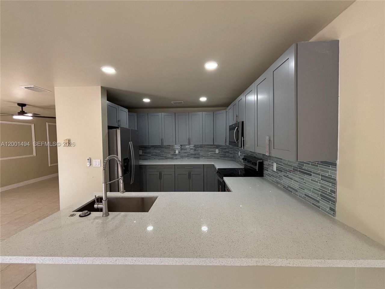 5450 NW 94th Ter, Sunrise, FL 33351 Photo