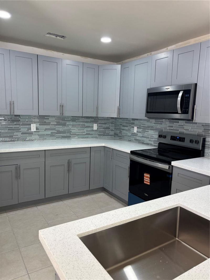 5450 NW 94th Ter, Sunrise, FL 33351 Photo