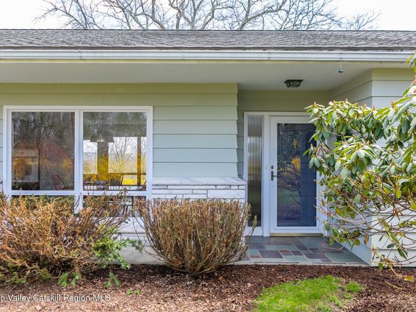 596 Hoagerburgh Road, Wallkill, NY 12589