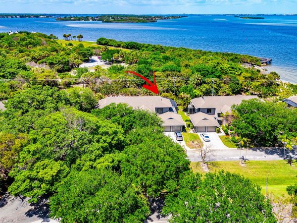 5662 SE Schooner Oaks Way, Stuart, FL 34997