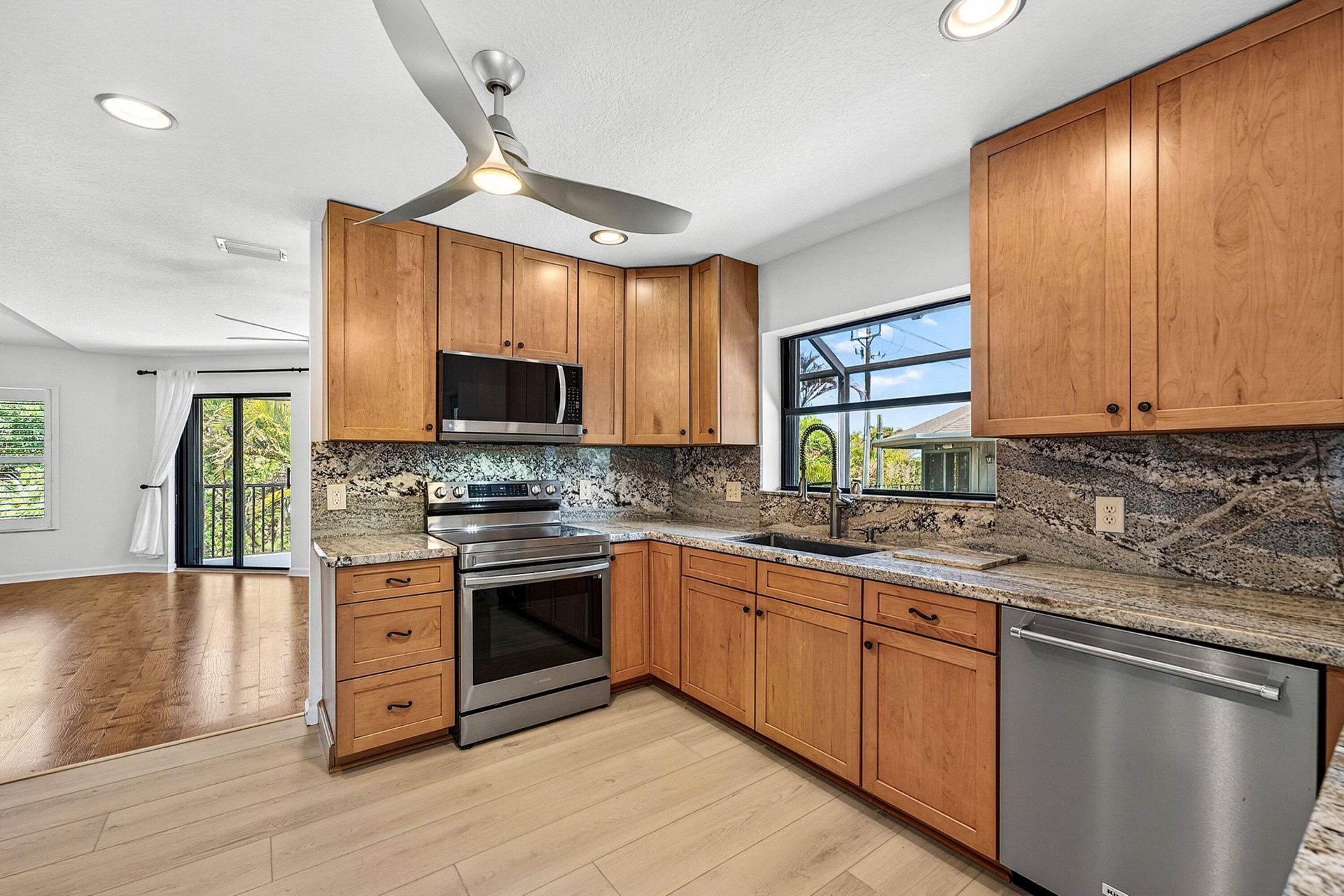 5662 SE Schooner Oaks Way, Stuart, FL 34997 Photo