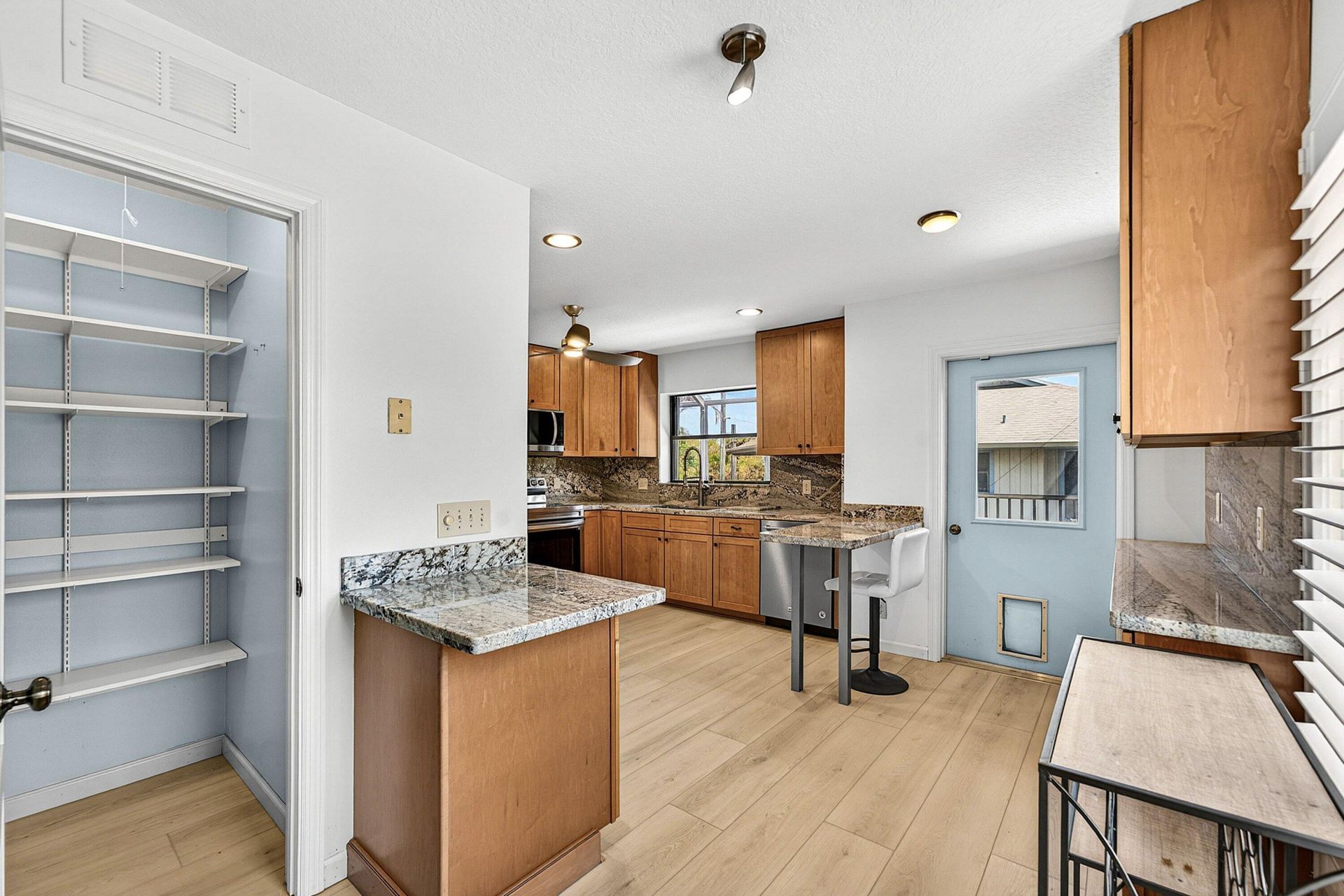 5662 SE Schooner Oaks Way, Stuart, FL 34997 Photo