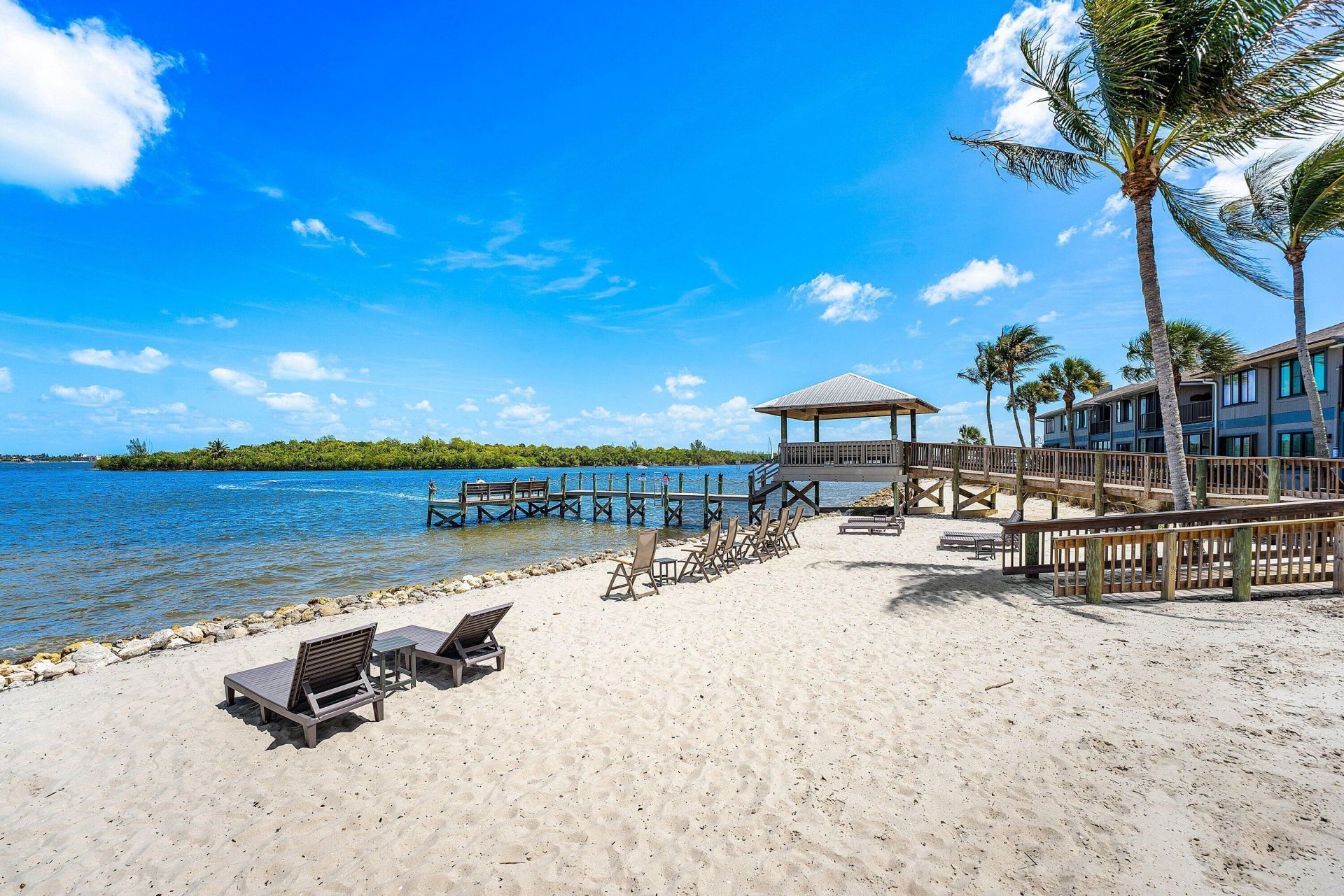 5662 SE Schooner Oaks Way, Stuart, FL 34997 Photo