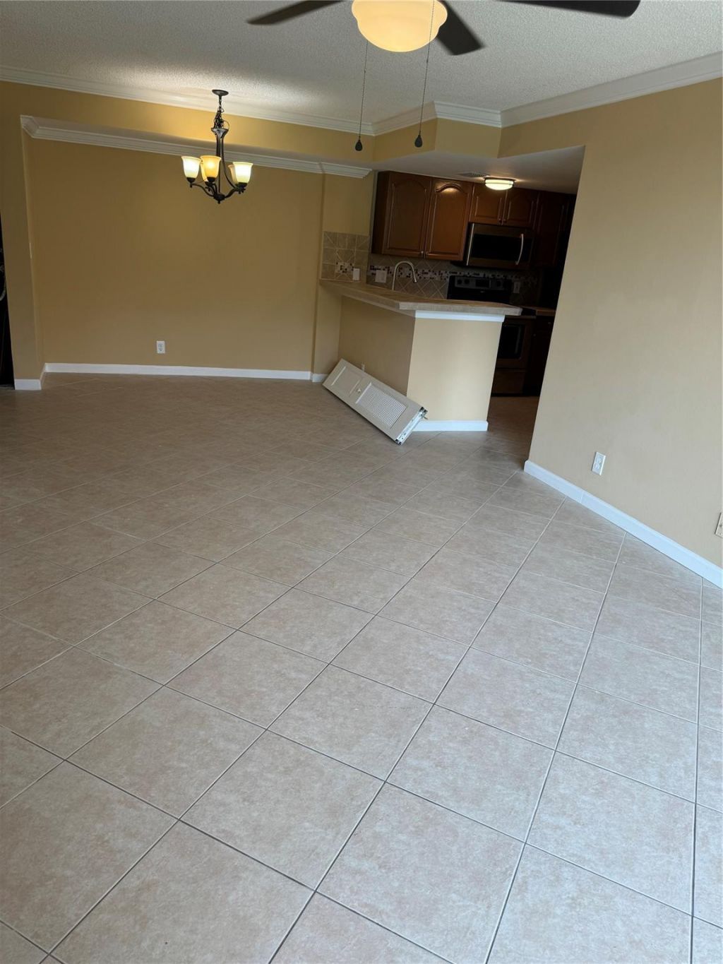 10757 Cleary Boulevard, Unit 108, Plantation, FL 33324 Photo