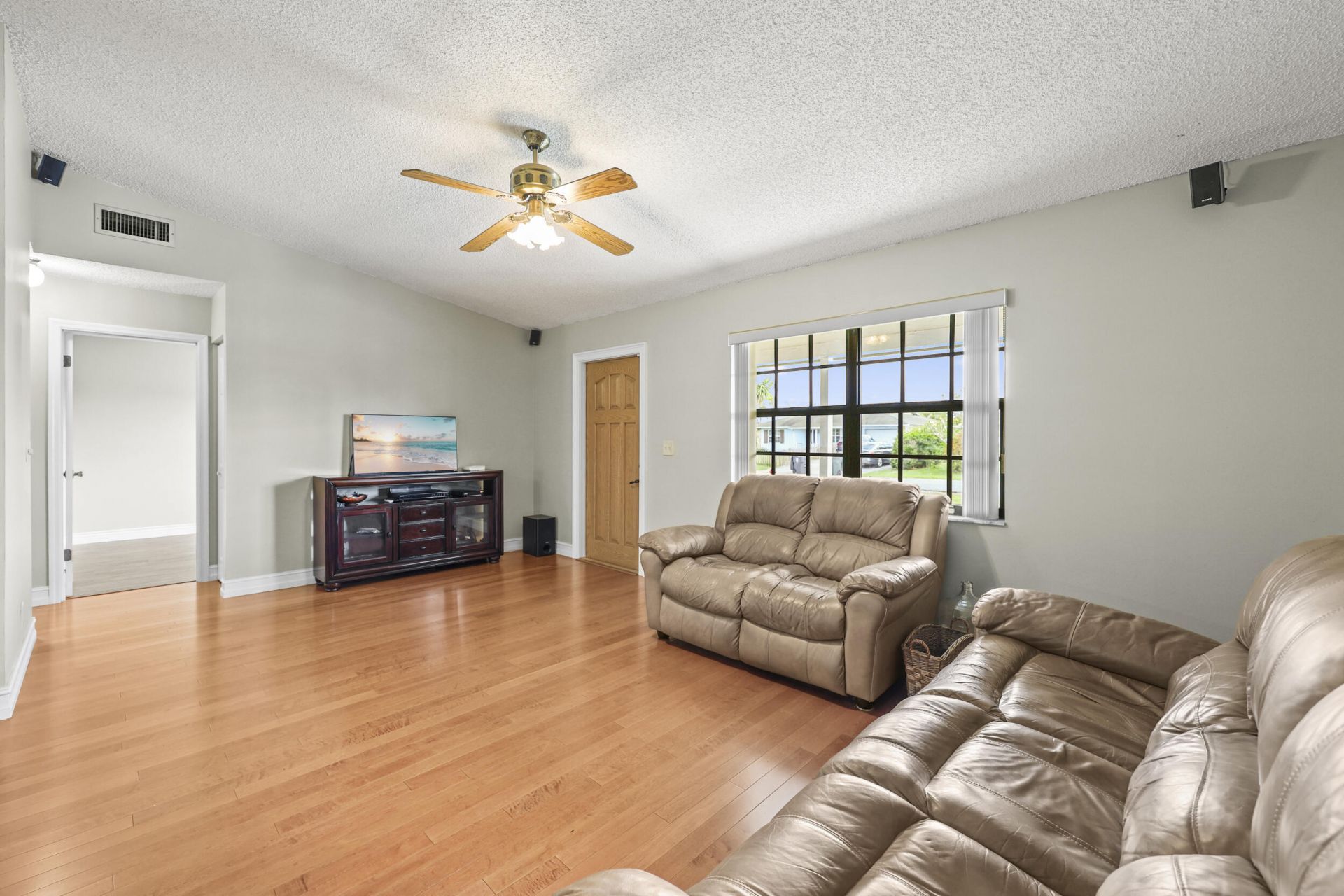3758 Brooklyn Lane, Lake Worth Beach, FL 33461 Photo