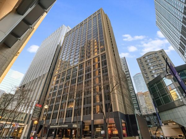 233 E Erie Street , Unit 1610, Chicago, IL 60611