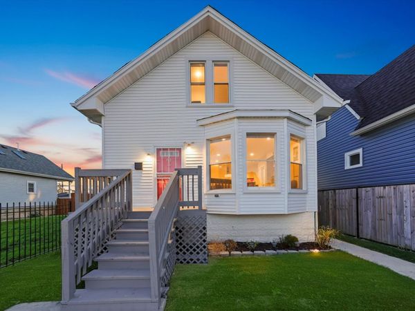 10141 S Emerald Avenue , Chicago, IL 60628