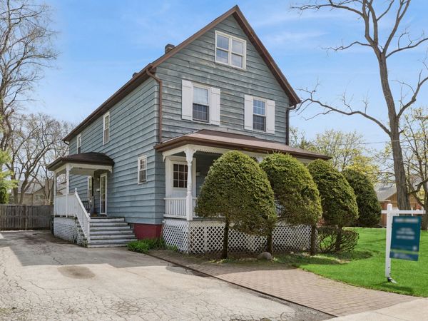 933 Harms Road , Glenview, IL 60025