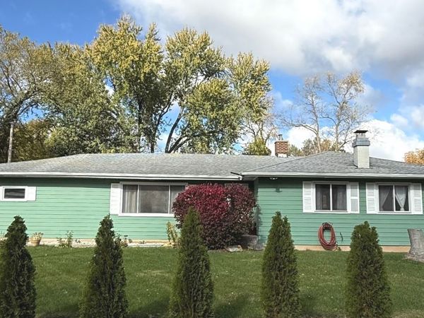 1302 Cary Road , Algonquin, IL 60102