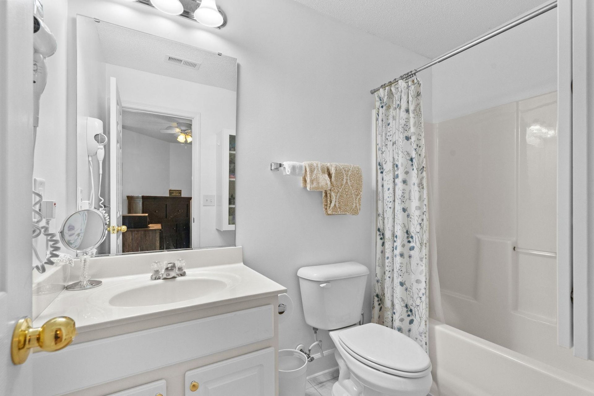 6095 Catalina Dr. Photo 24