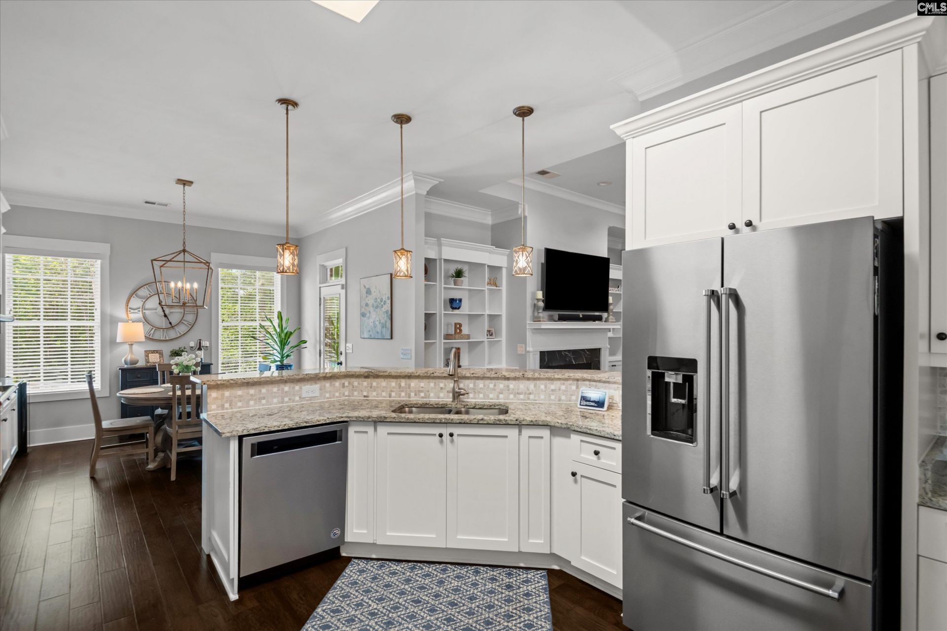 202 Sandstone Court  Photo 15